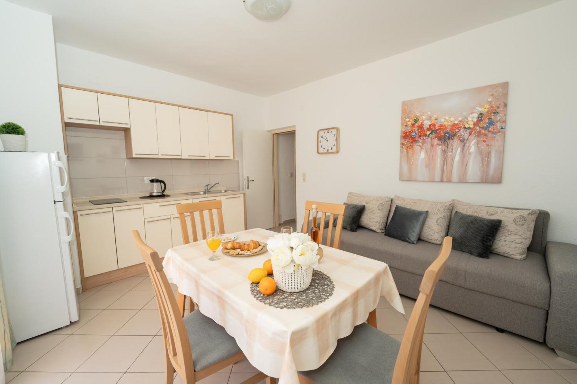Apartments Biserka Novalja Kültér fotó