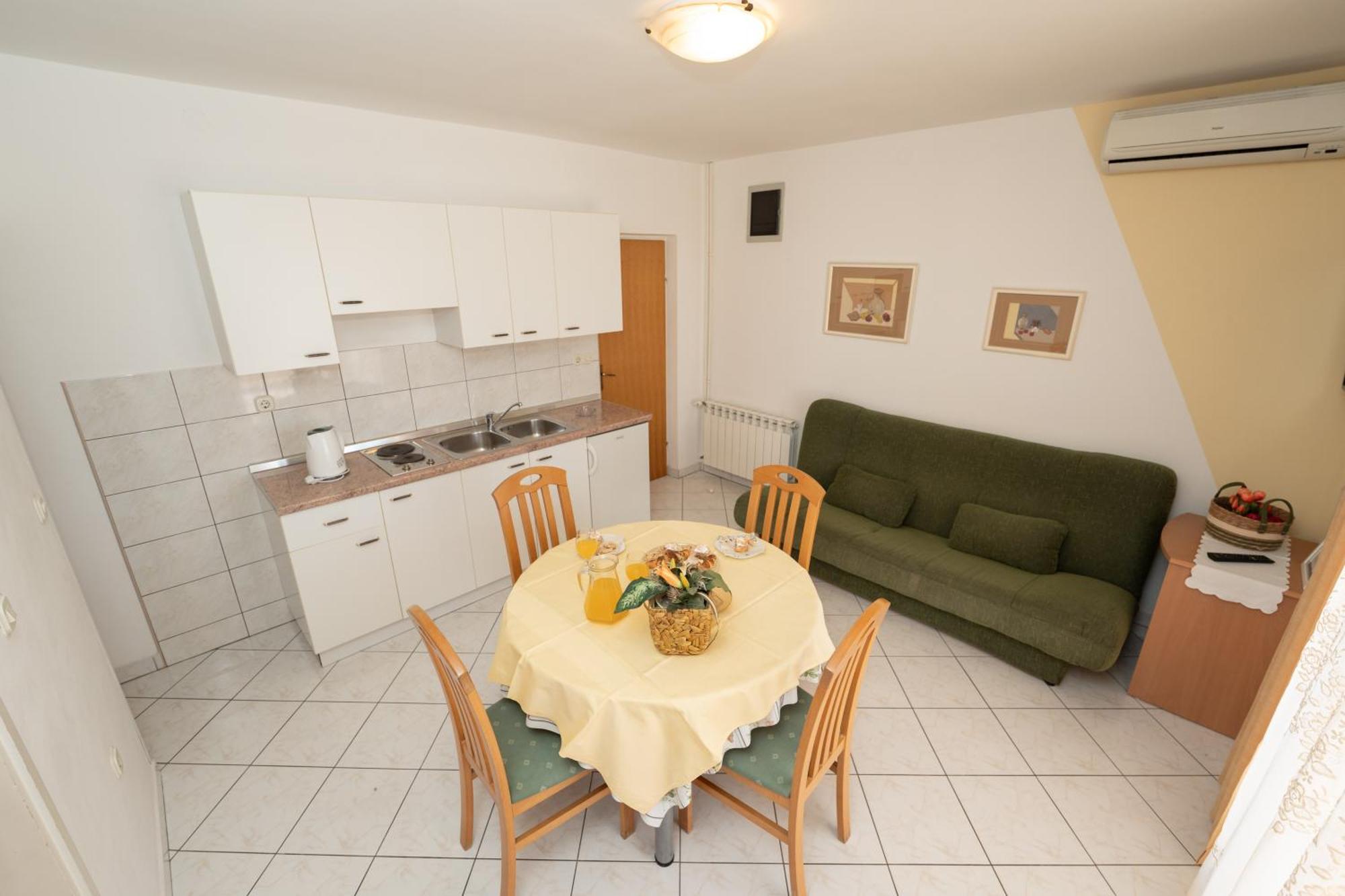 Apartments Biserka Novalja Kültér fotó
