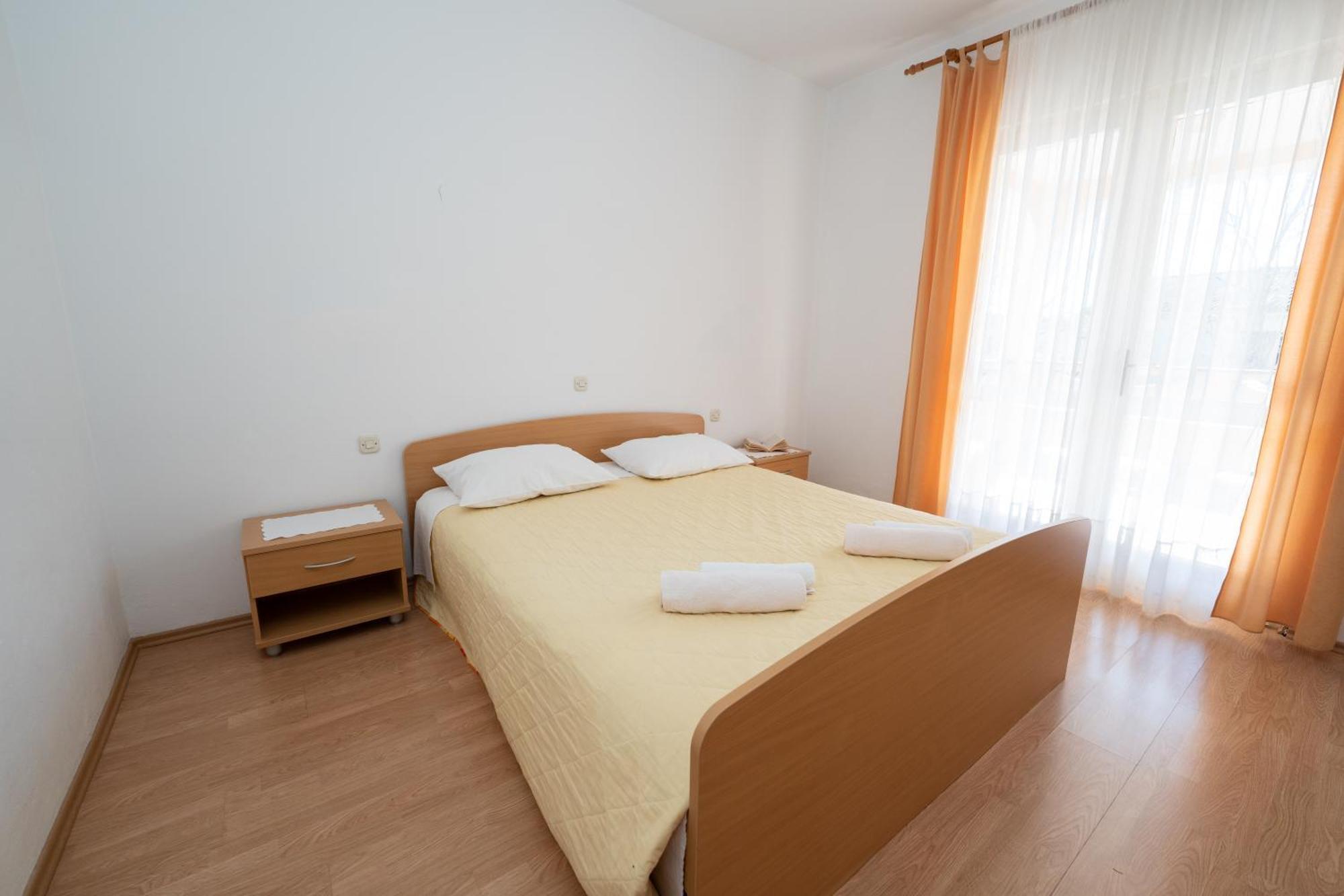 Apartments Biserka Novalja Szoba fotó