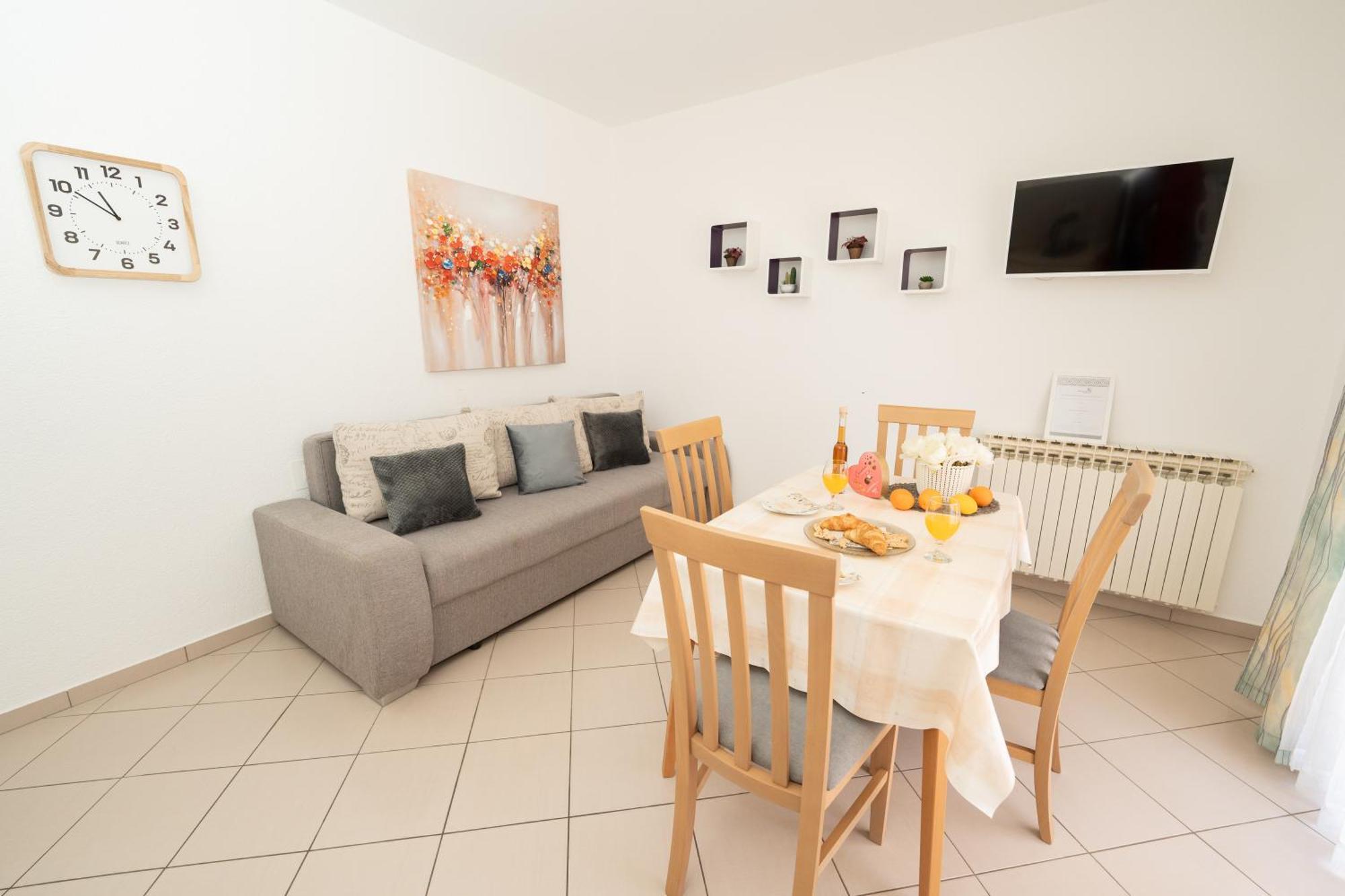 Apartments Biserka Novalja Szoba fotó